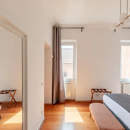 아파트 Iflat Spanish Steps Chic & Warming Hideaway