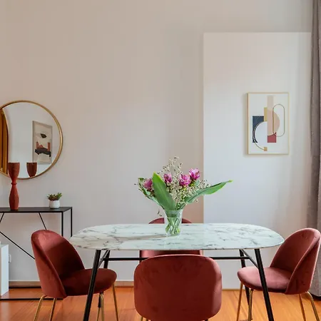 Iflat Spanish Steps Chic & Warming Hideaway * 로마
