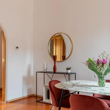 Iflat Spanish Steps Chic & Warming Hideaway 로마